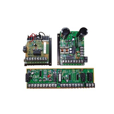 Ηλεκτρονικές μονάδες ελέγχου αντλίας πυρκαγιάς + μονάδες φόρτισης μπαταριών + μονάδες ελέγχου κινητήρα συναγερμού